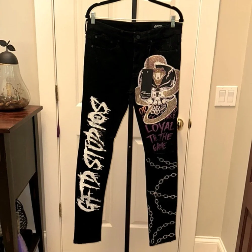 GFTO Los Angeles Elijah Black Denim Embellished / Rhinestone Graffiti Pants NEW